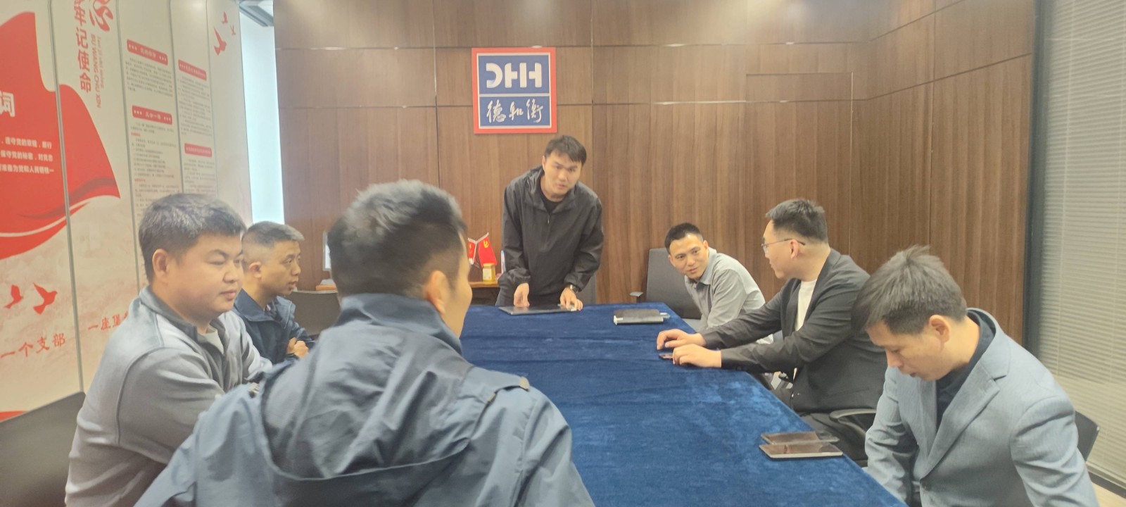 1744544671465934.jpg 2.jpg